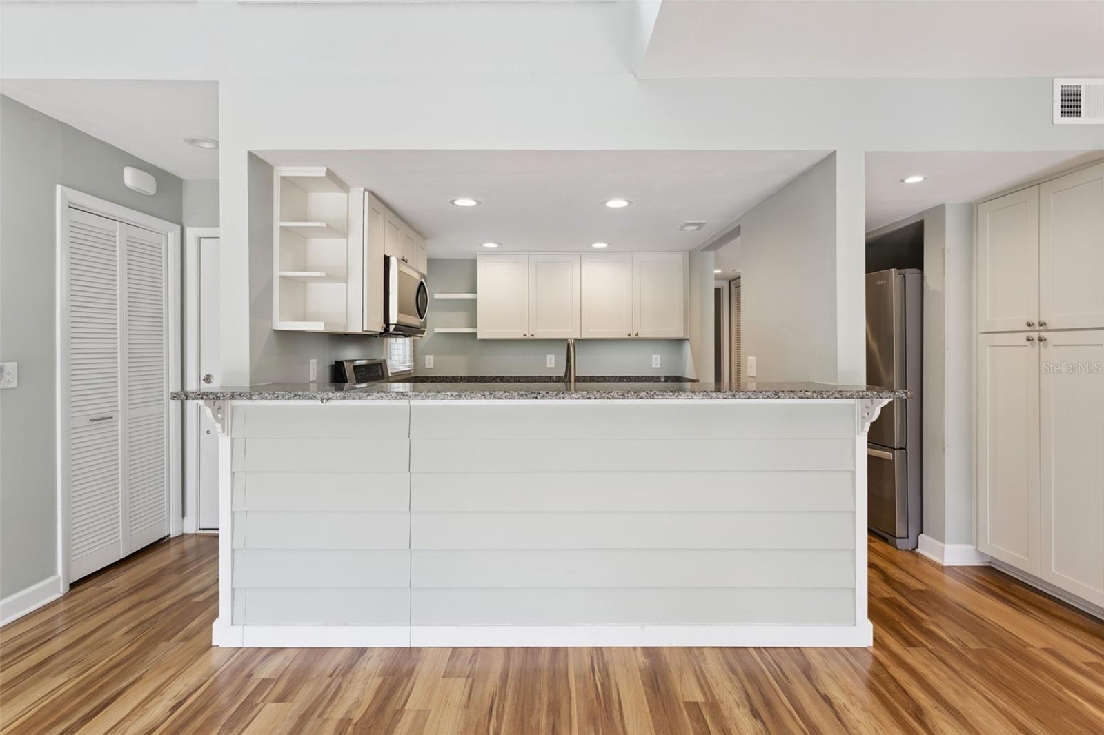 Image 11 of 35 For 1051 Highland Street 6a
