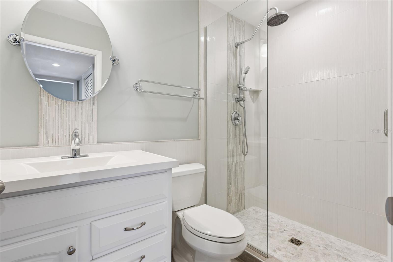 Image 5 of 35 For 1051 Highland Street 6a