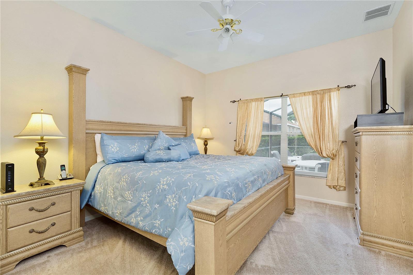 Image 11 of 17 For 8117 Fan Palm Way