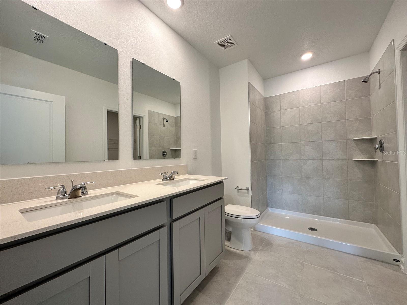 Image 12 of 20 For 309 Loch Court