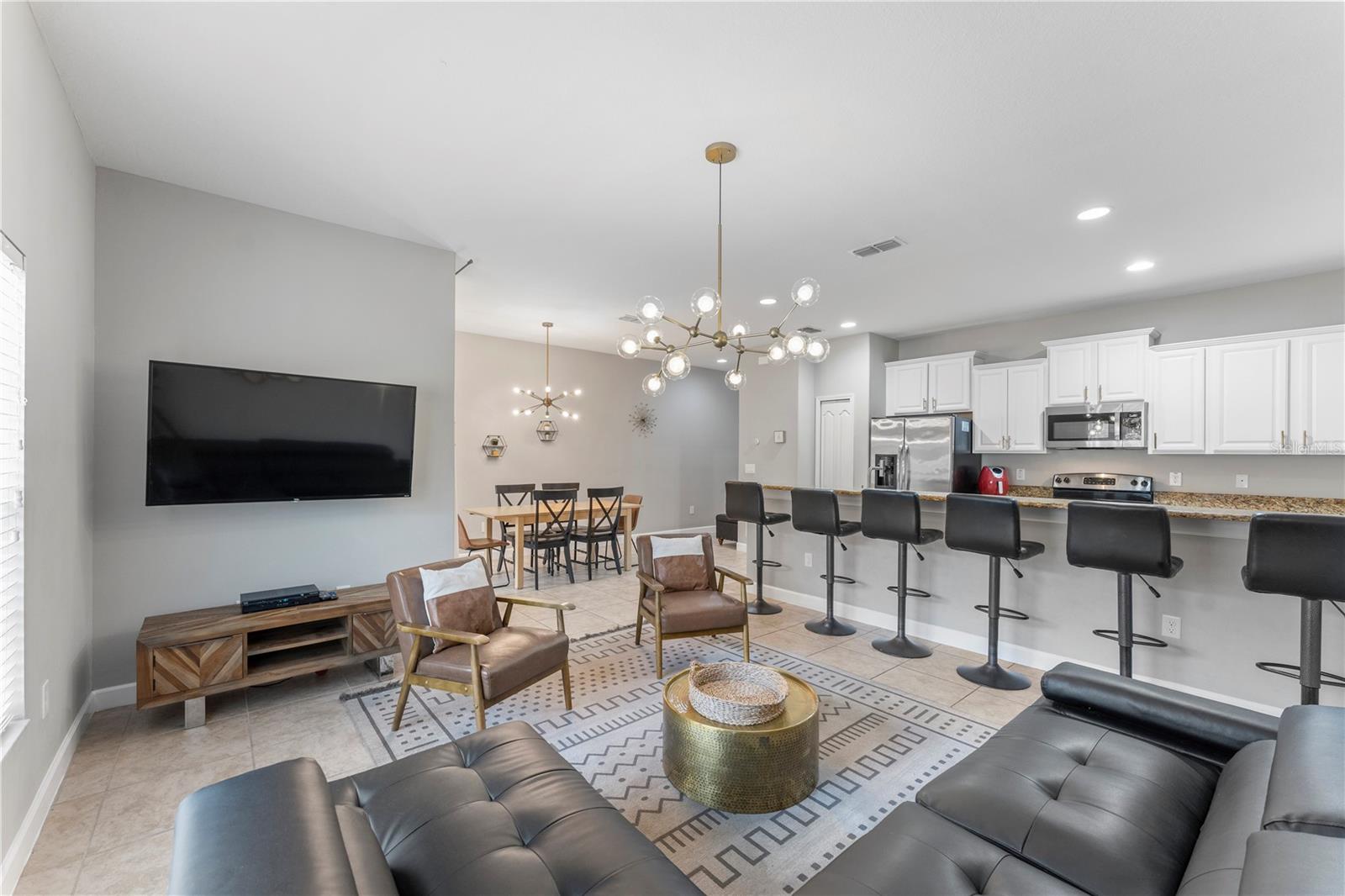 Image 12 of 32 For 8955 Bismarck Palm Road