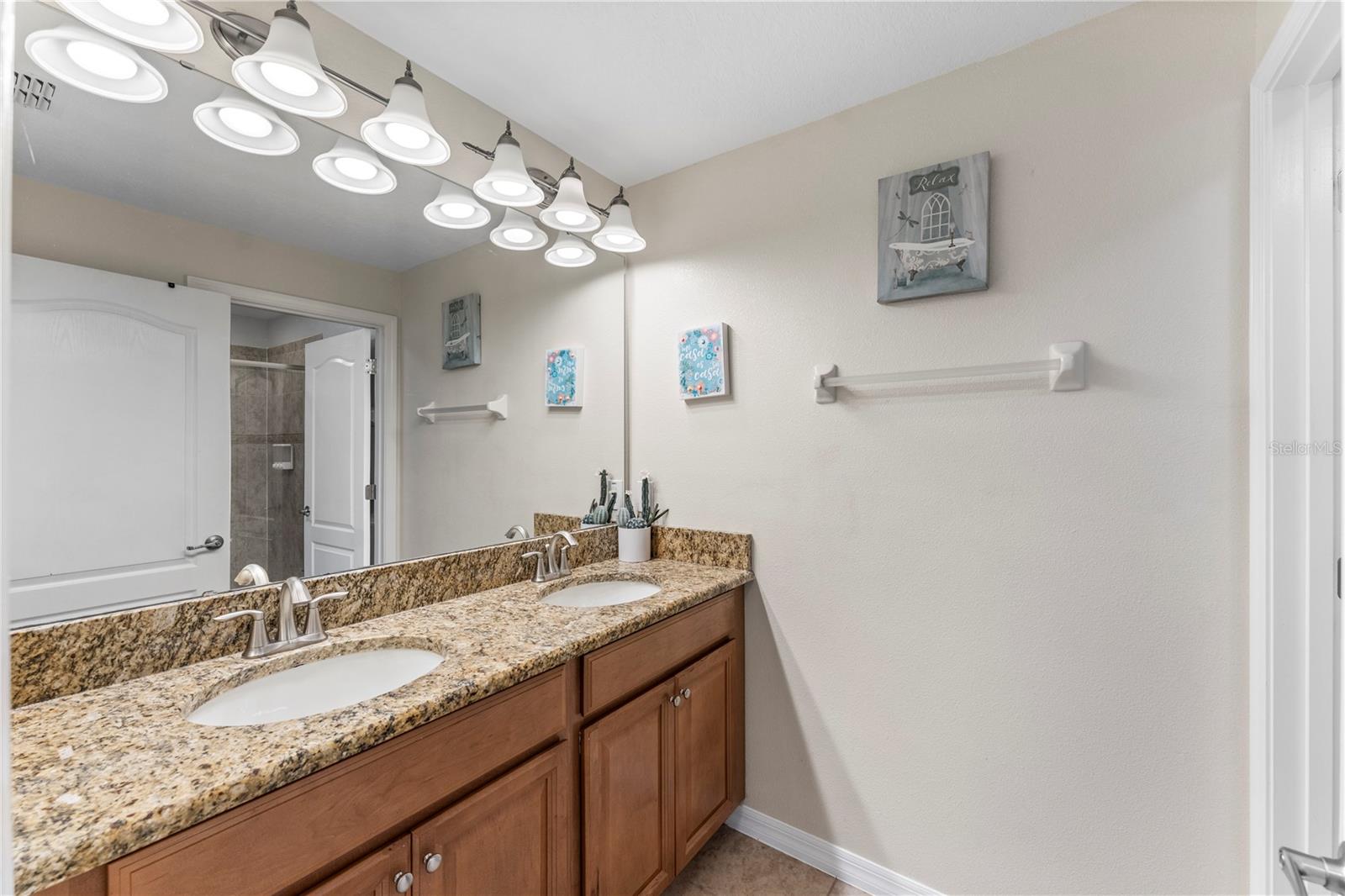 Image 20 of 32 For 8955 Bismarck Palm Road