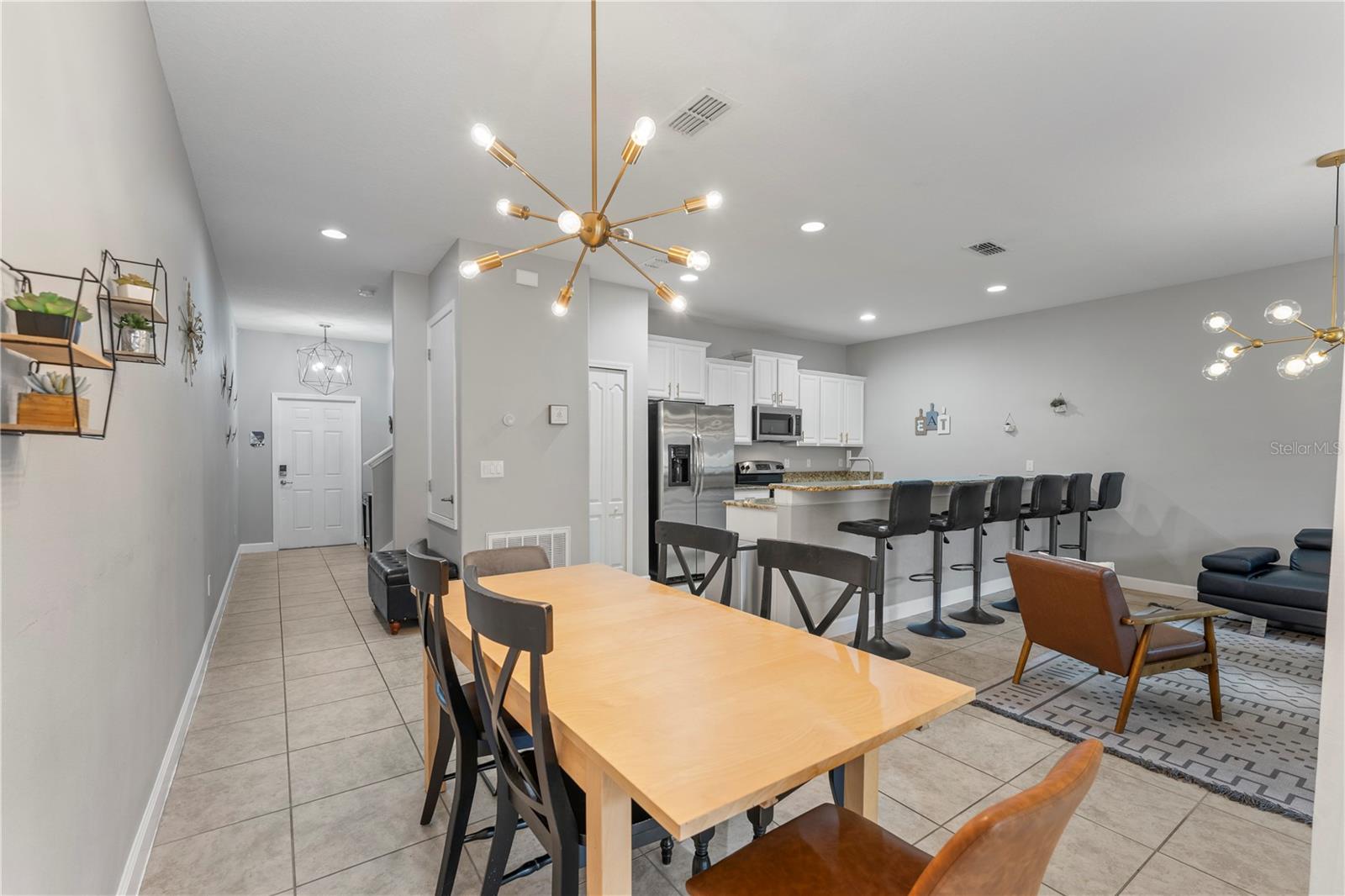 Image 8 of 32 For 8955 Bismarck Palm Road