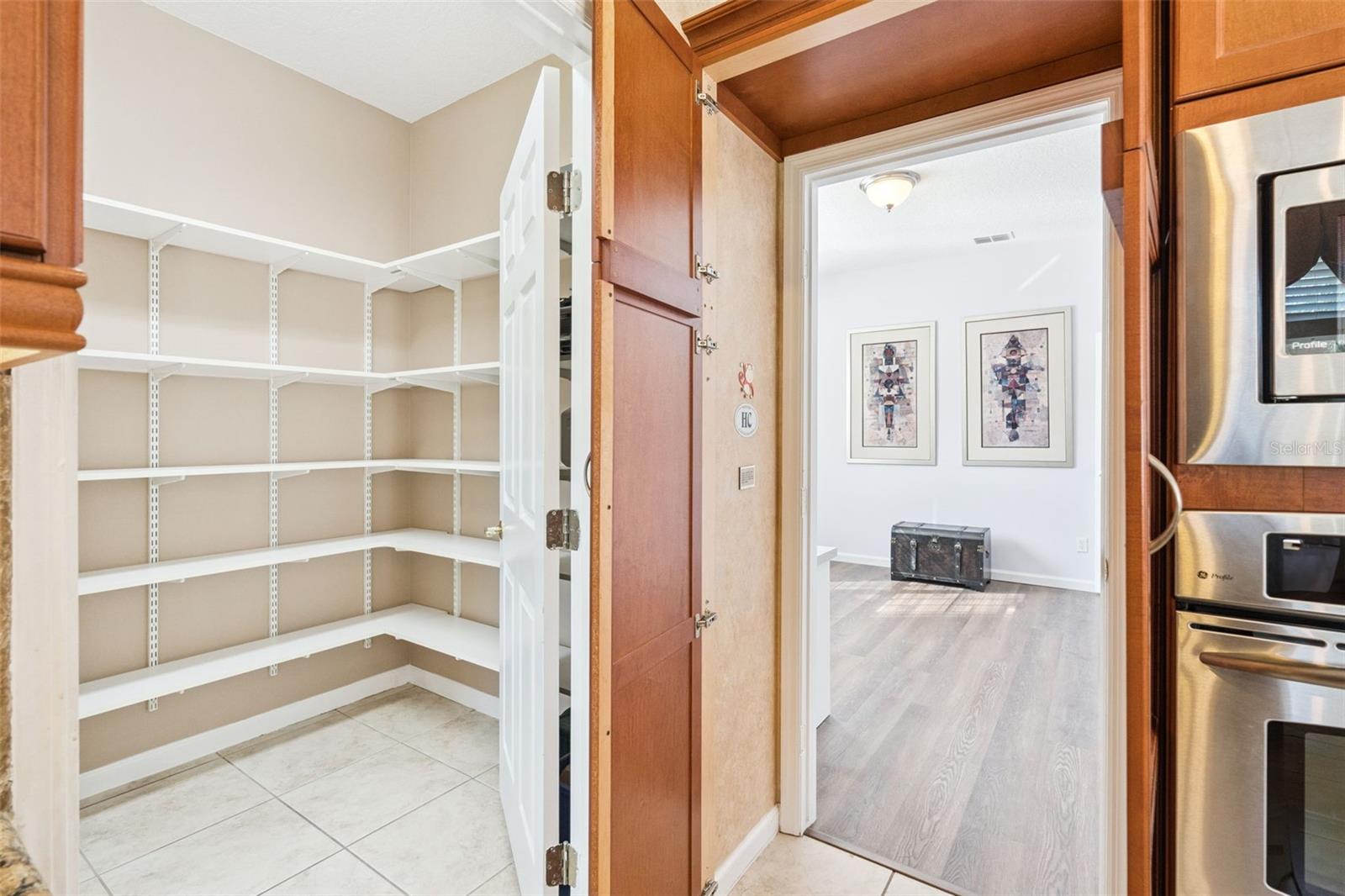 Image 18 of 46 For 14311 Jabot Lane