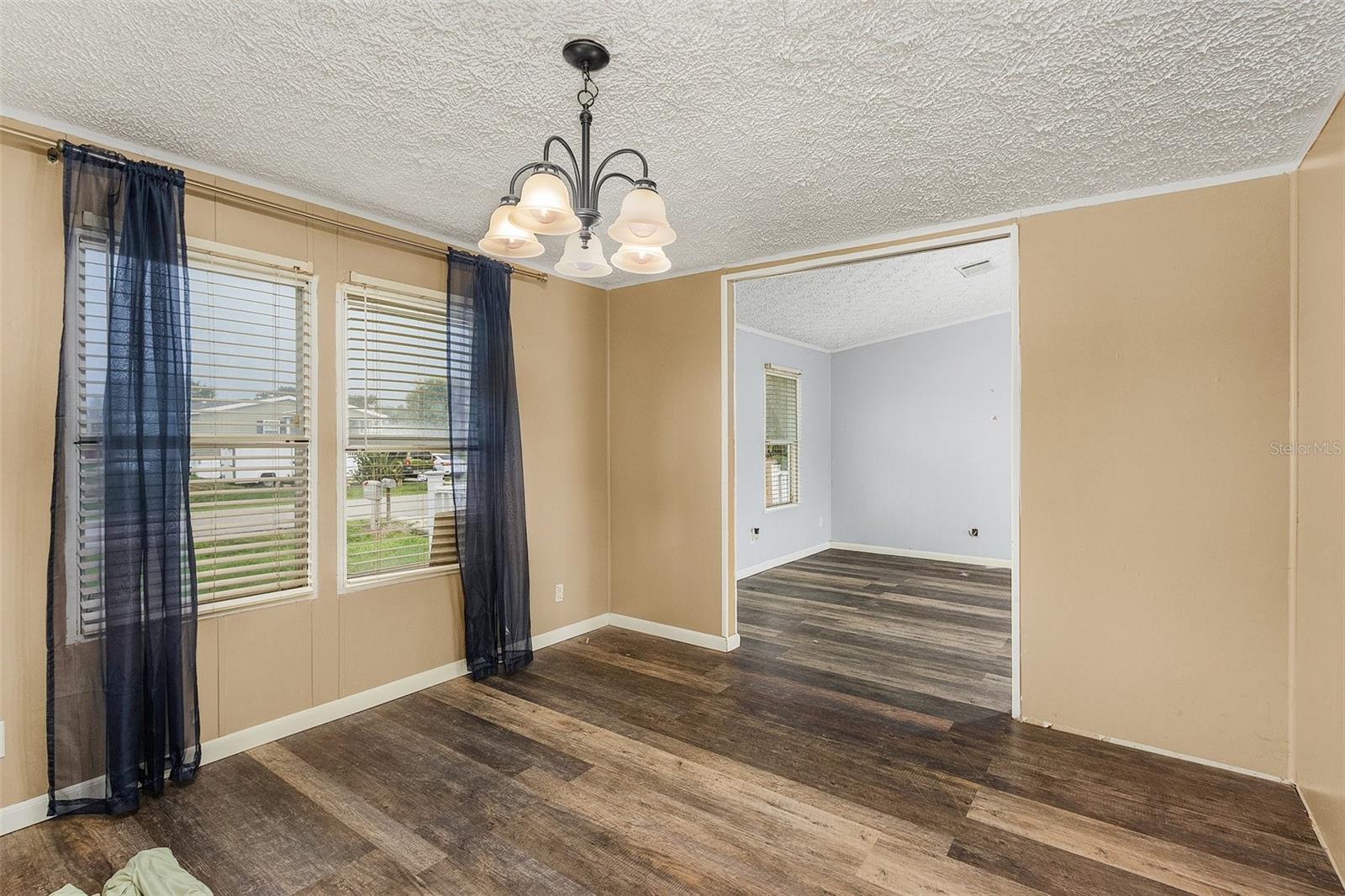 Image 10 of 26 For 6108 Safford Street