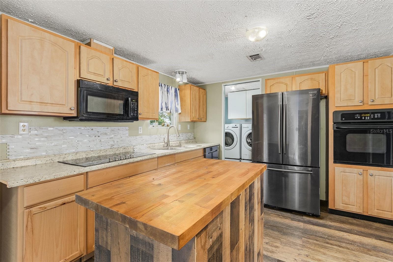 Image 6 of 26 For 6108 Safford Street