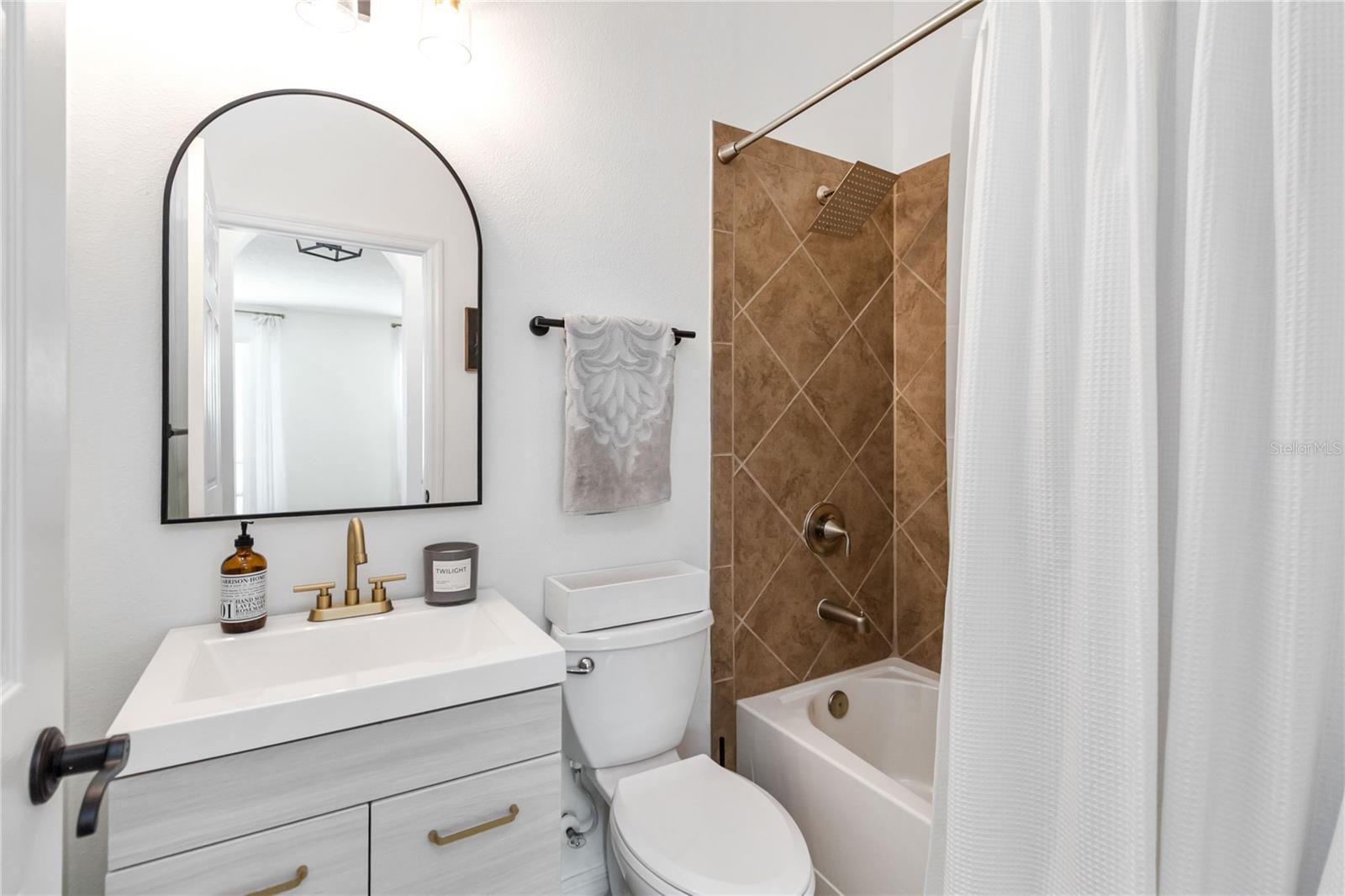 Image 20 of 45 For 4832 Brook Spring Court
