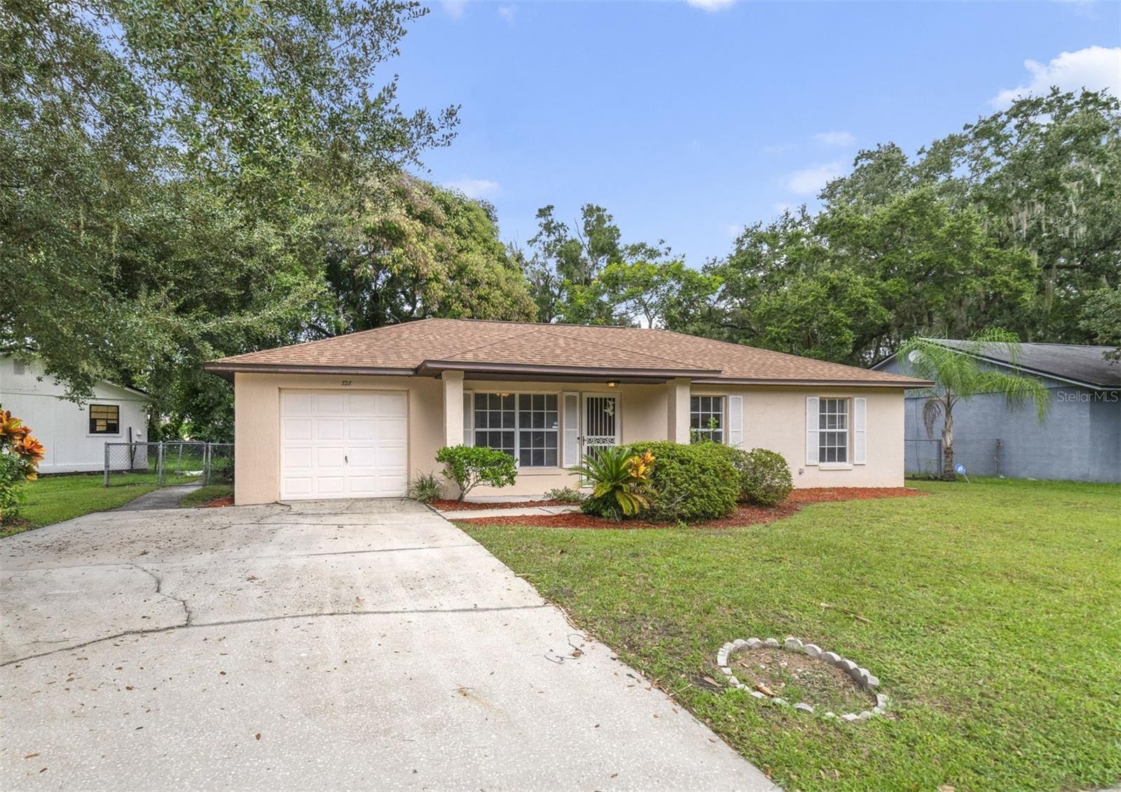 Details for 328 San Lanta Circle, SANFORD, FL 32771