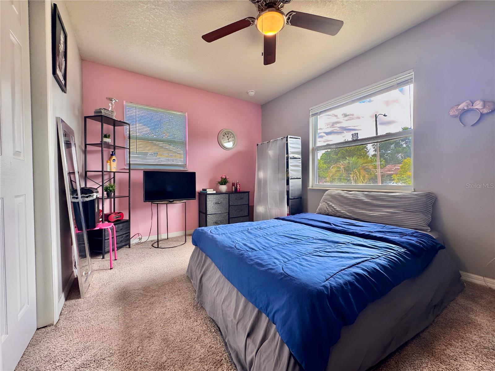 Image 17 of 35 For 4849 Victory Drive