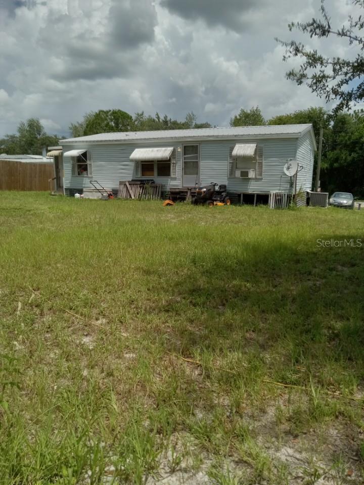 Image 13 of 17 For 42147 Dogwood Avenue
