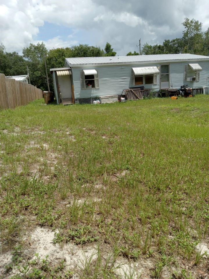 Image 16 of 17 For 42147 Dogwood Avenue