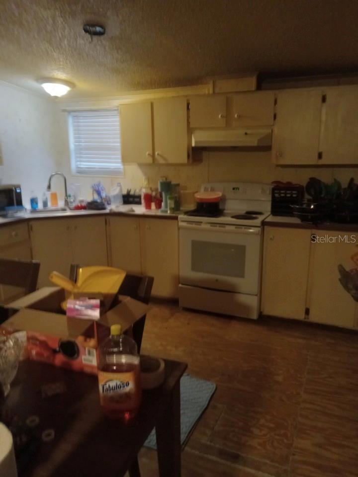 Image 4 of 17 For 42147 Dogwood Avenue