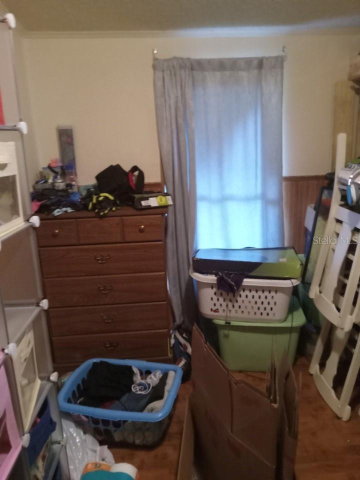 Image 6 of 17 For 42147 Dogwood Avenue