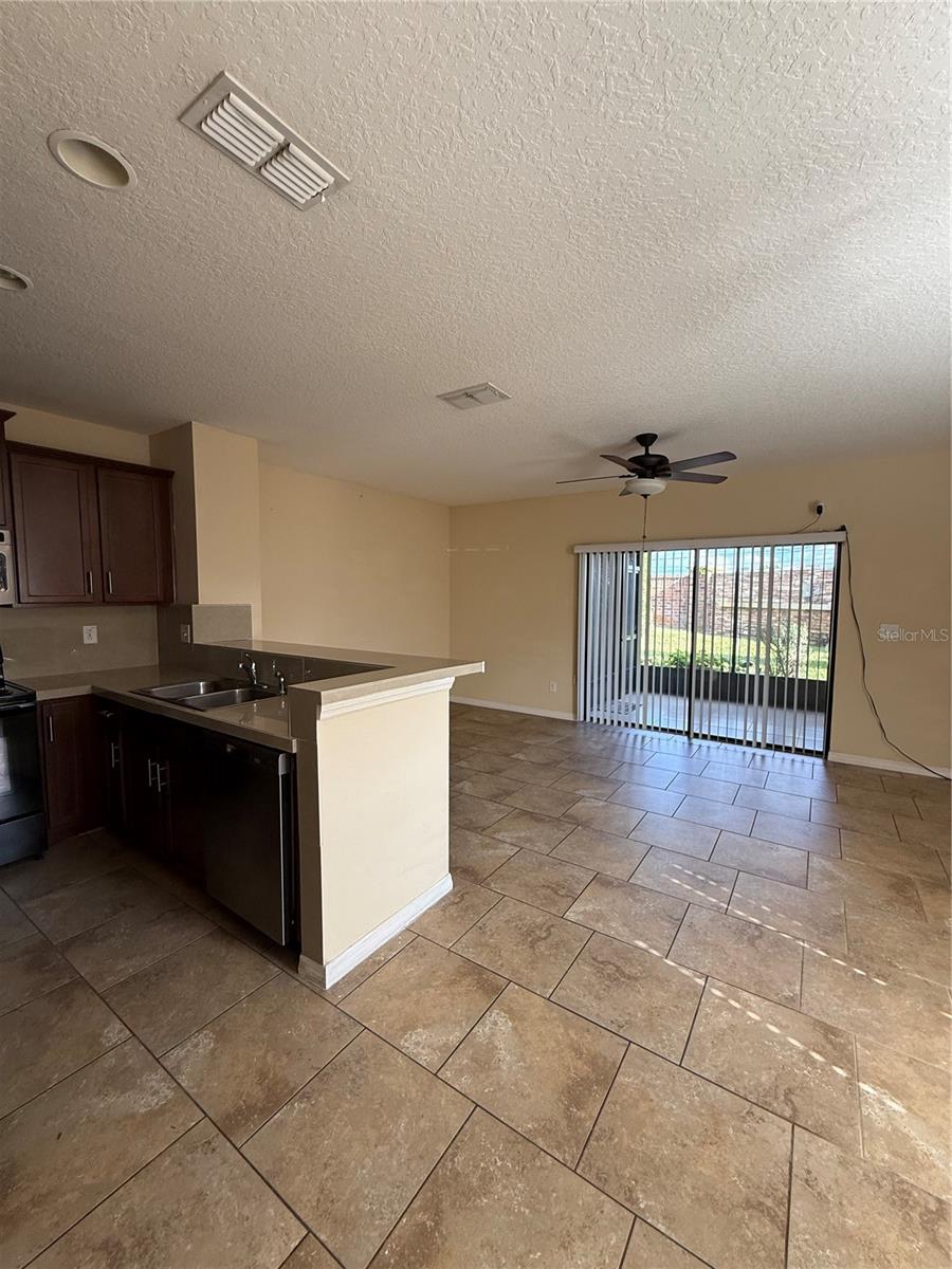 Image 16 of 21 For 1901 Glen Mist Cove