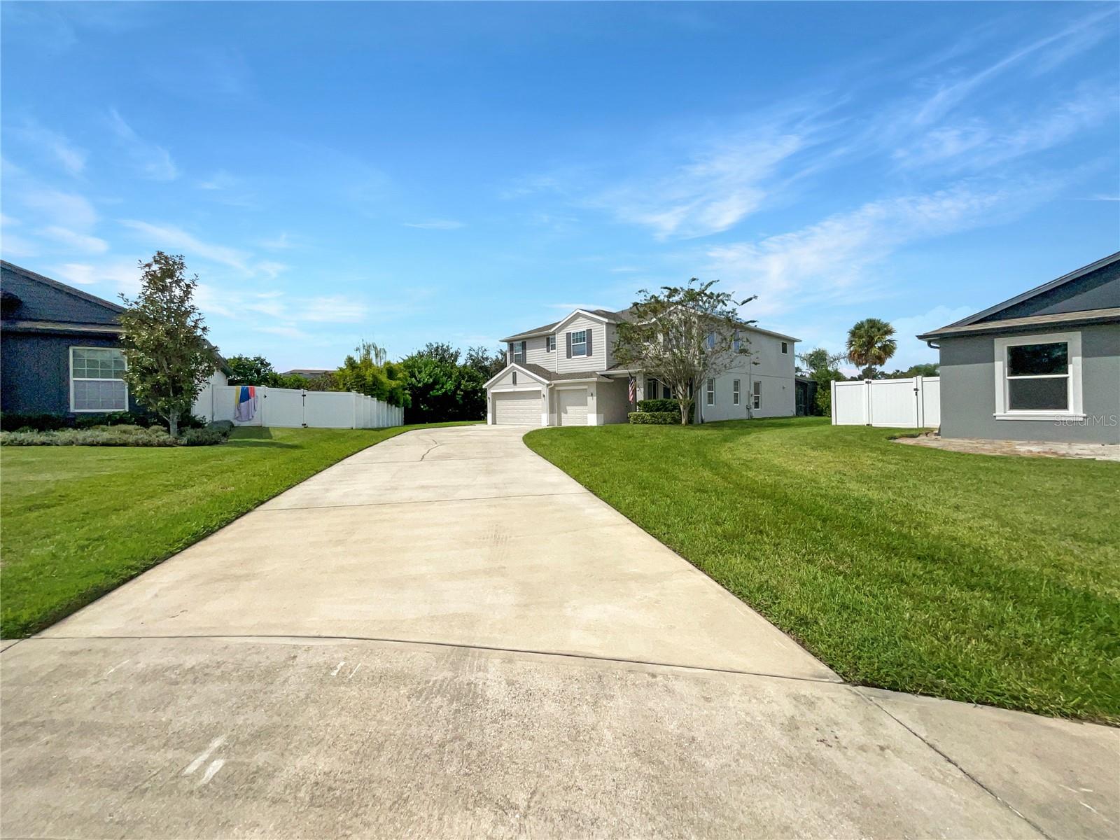 Image 10 of 59 For 420 Lone Heron Way