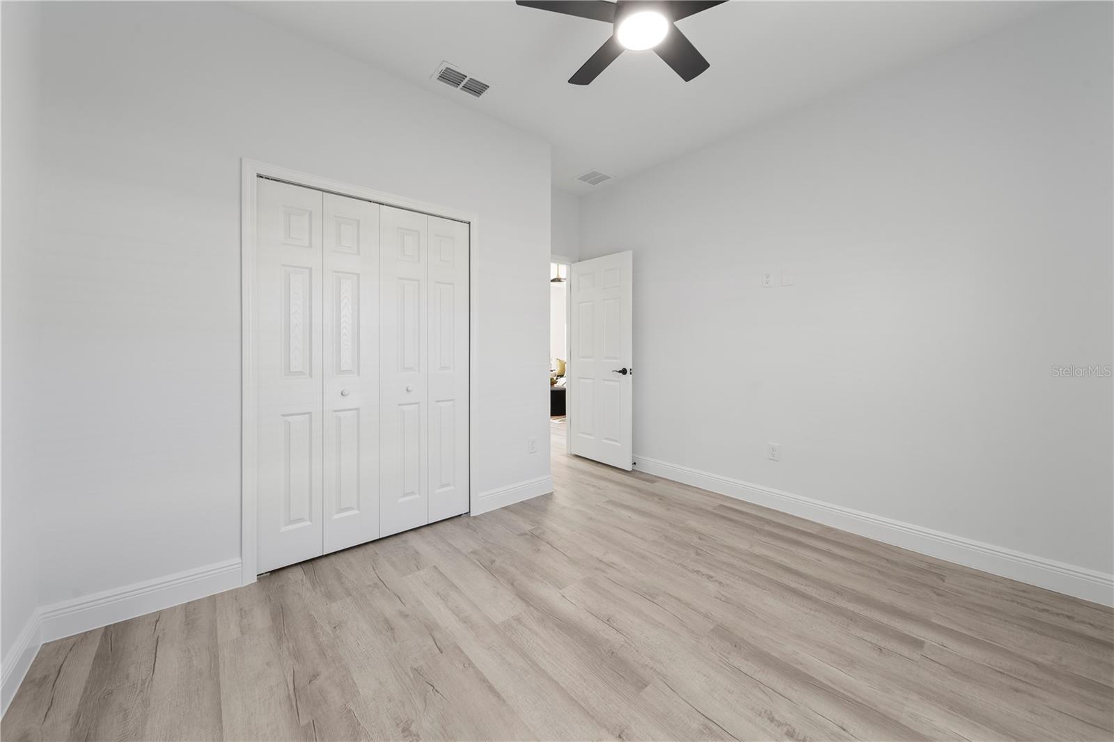 Image 16 of 26 For 2668 Dennis Avenue Se