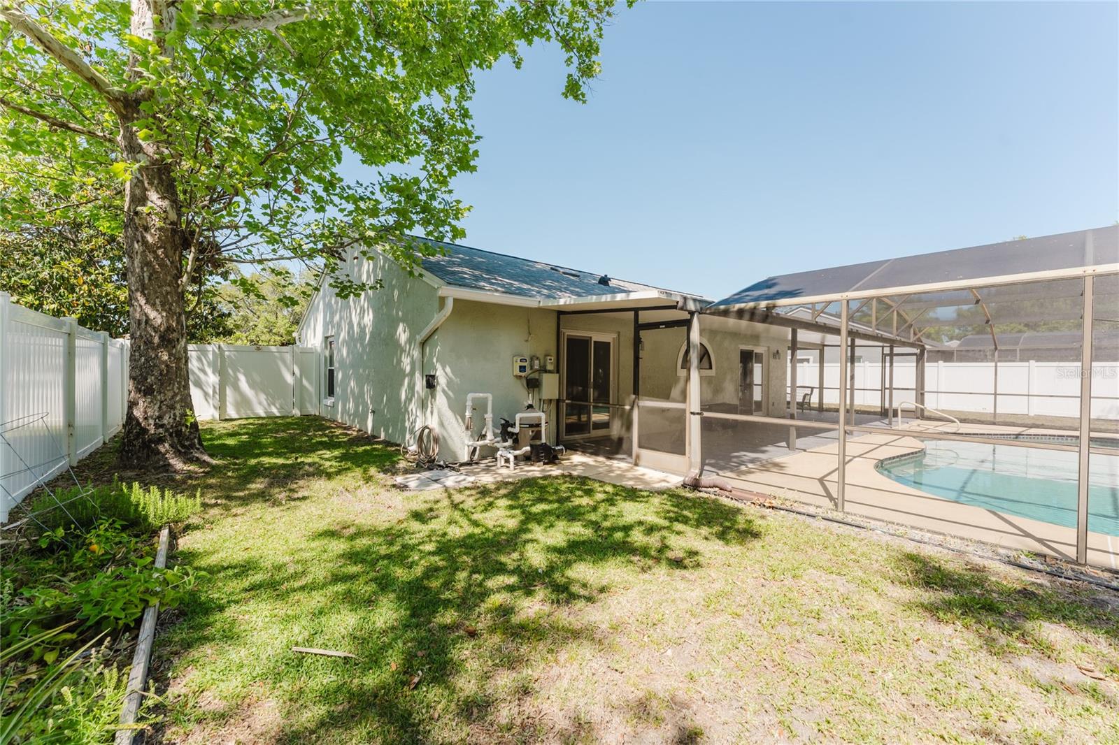 Image 35 of 43 For 3033 Horizon Place