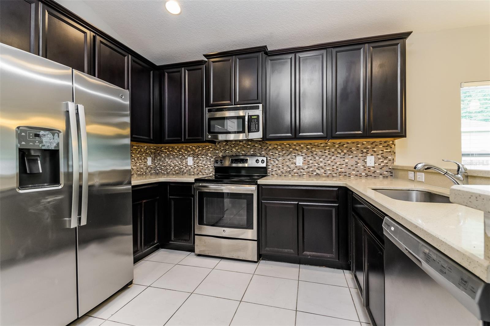 Image 6 of 17 For 216 Whispering Pines Way