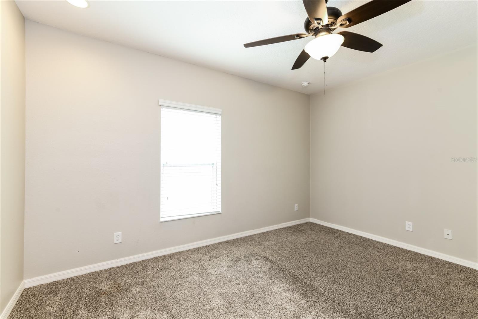 Image 9 of 17 For 216 Whispering Pines Way