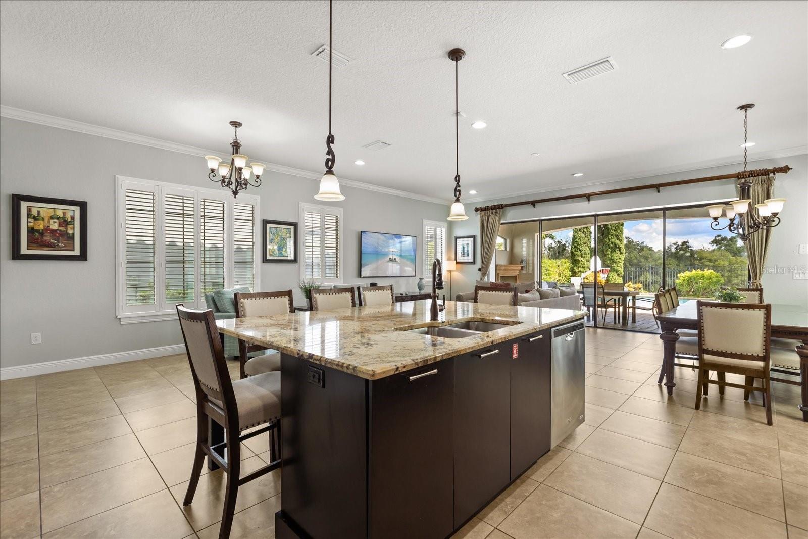 Image 11 of 47 For 1097 Castle Pines Court