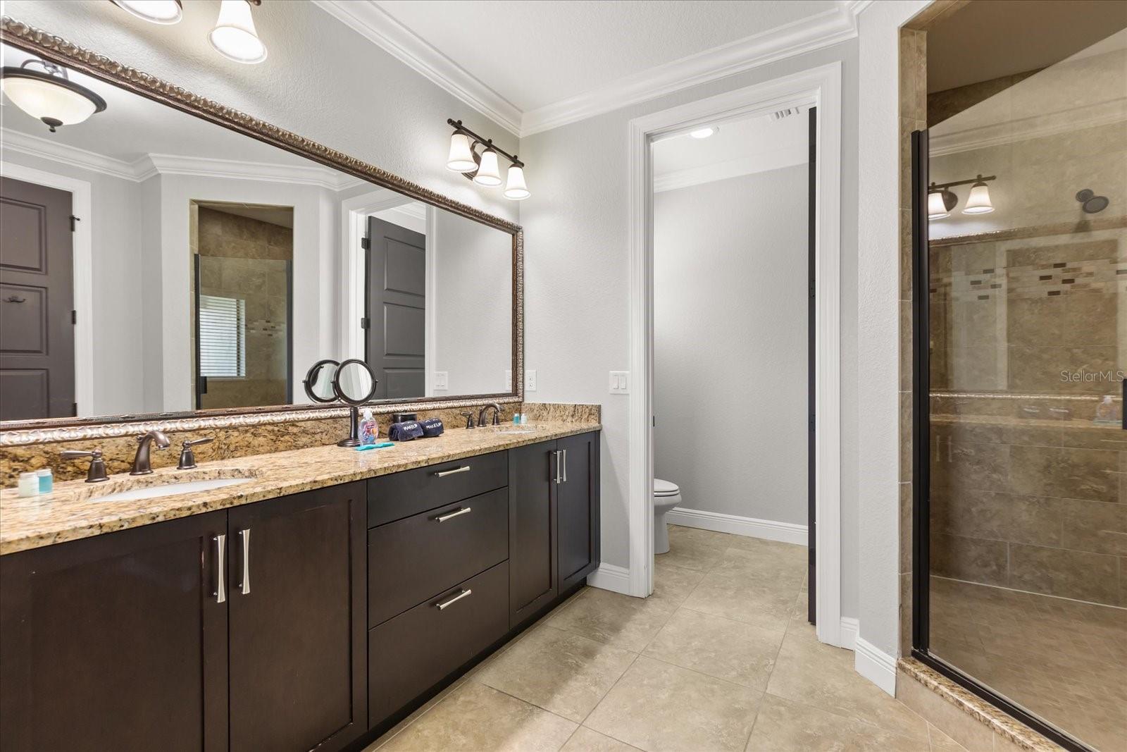 Image 25 of 47 For 1097 Castle Pines Court