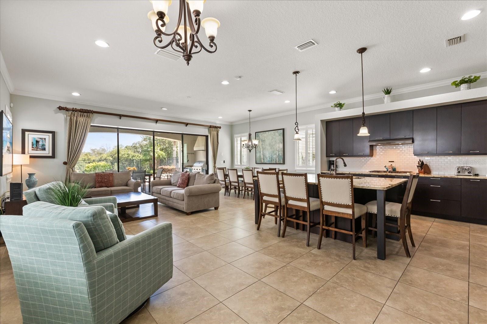 Image 7 of 47 For 1097 Castle Pines Court