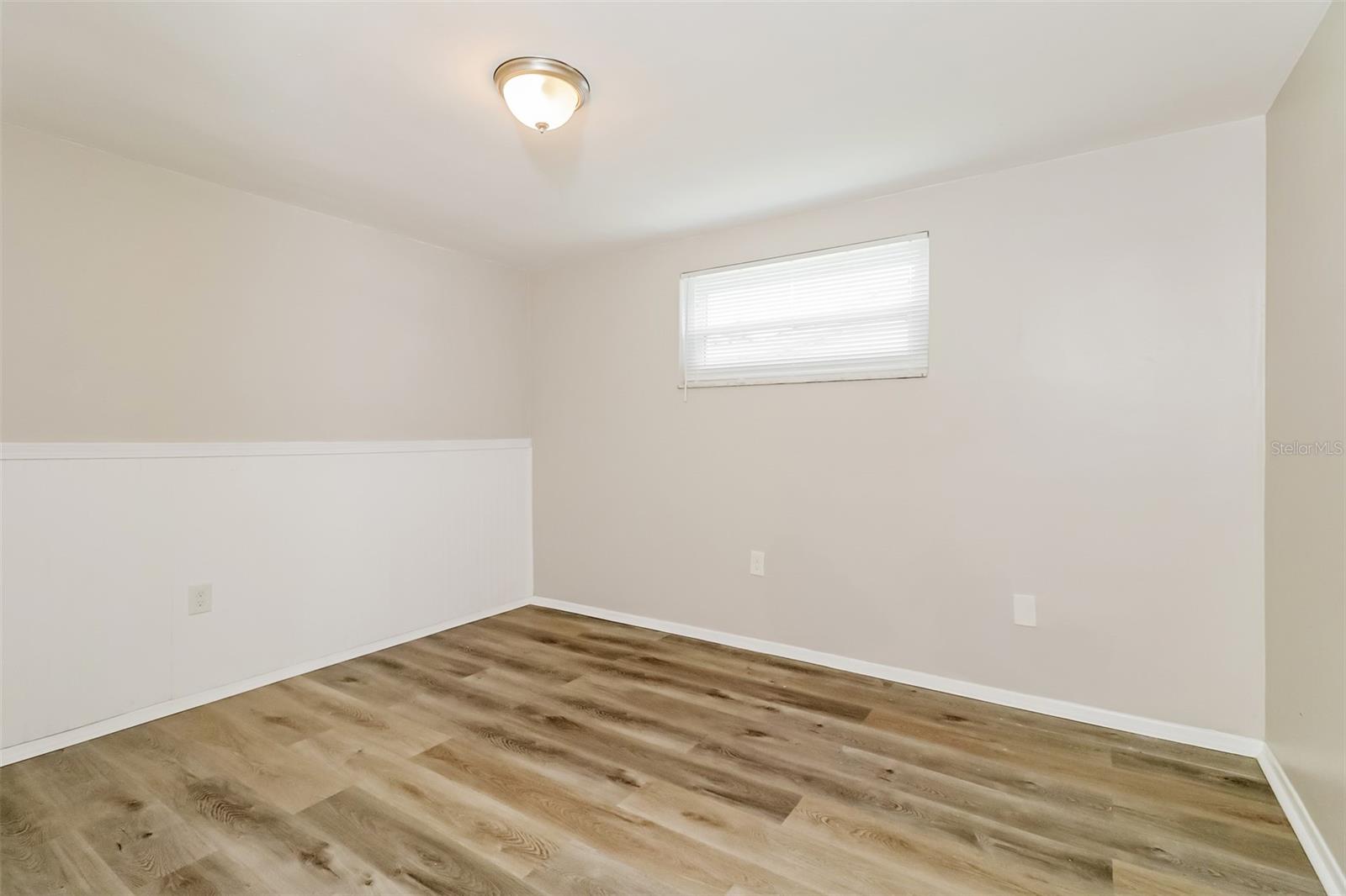 Image 13 of 21 For 5247 Whippoorwill Drive