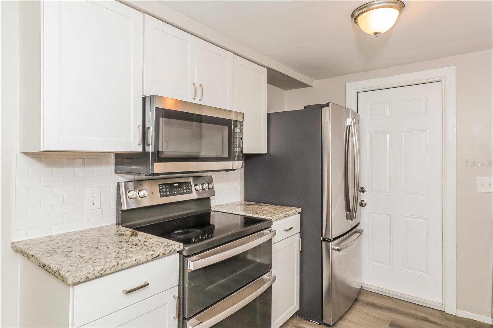 Image 9 of 21 For 5247 Whippoorwill Drive