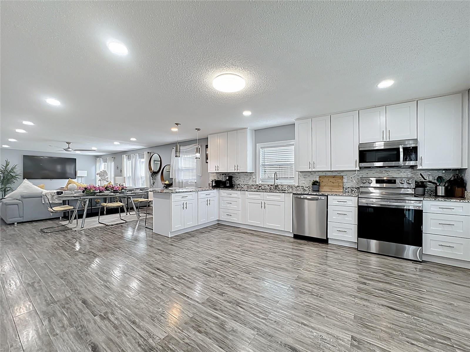 Image 10 of 20 For 4440 Bleasdale Avenue
