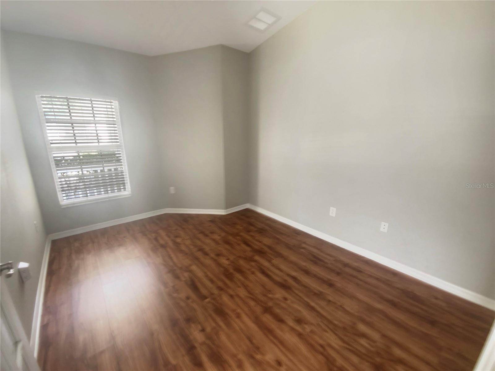 Image 26 of 30 For 12314 Field Point Way