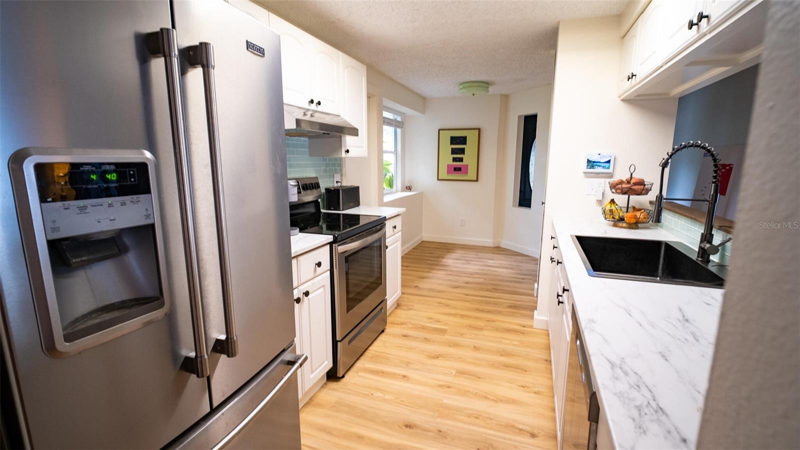 Image 13 of 46 For 8041 Blue Finch Way