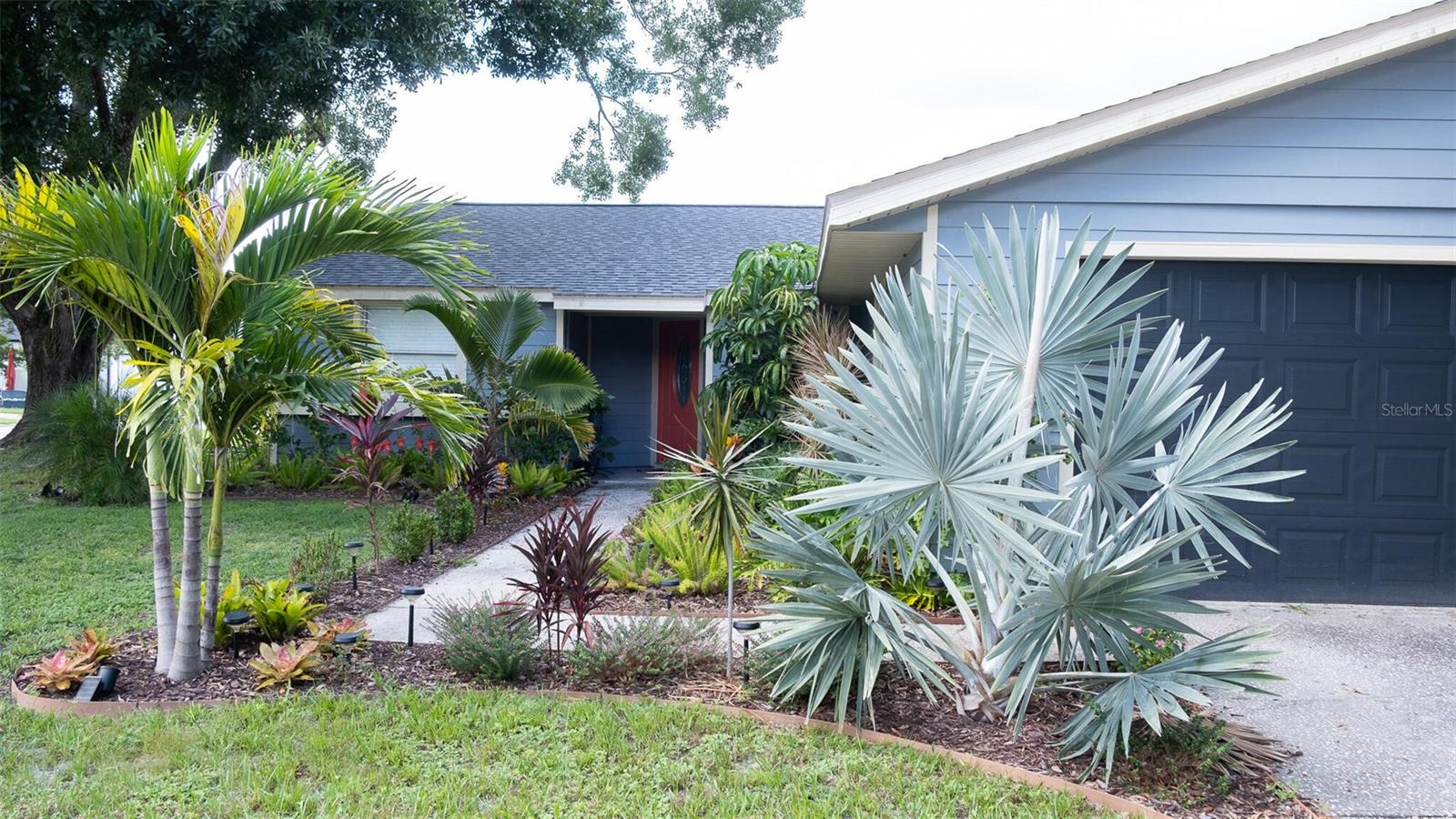 Image 2 of 46 For 8041 Blue Finch Way