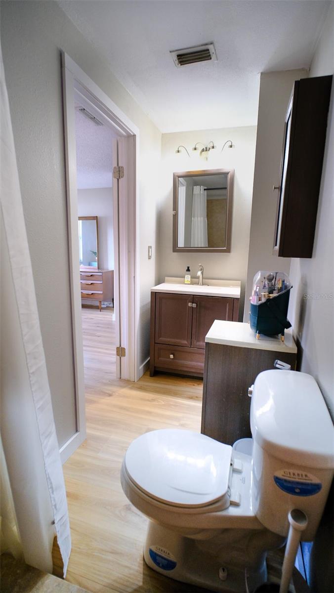 Image 31 of 46 For 8041 Blue Finch Way