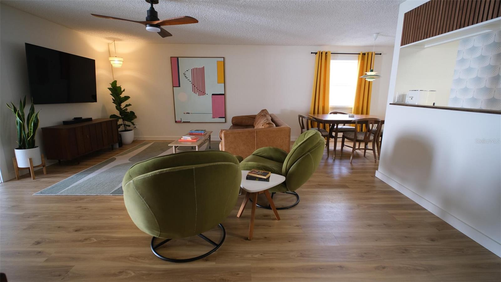 Image 7 of 46 For 8041 Blue Finch Way