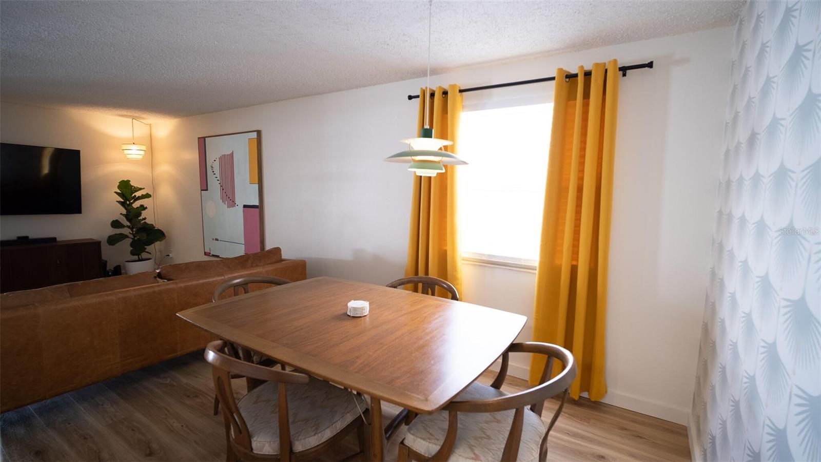 Image 9 of 46 For 8041 Blue Finch Way