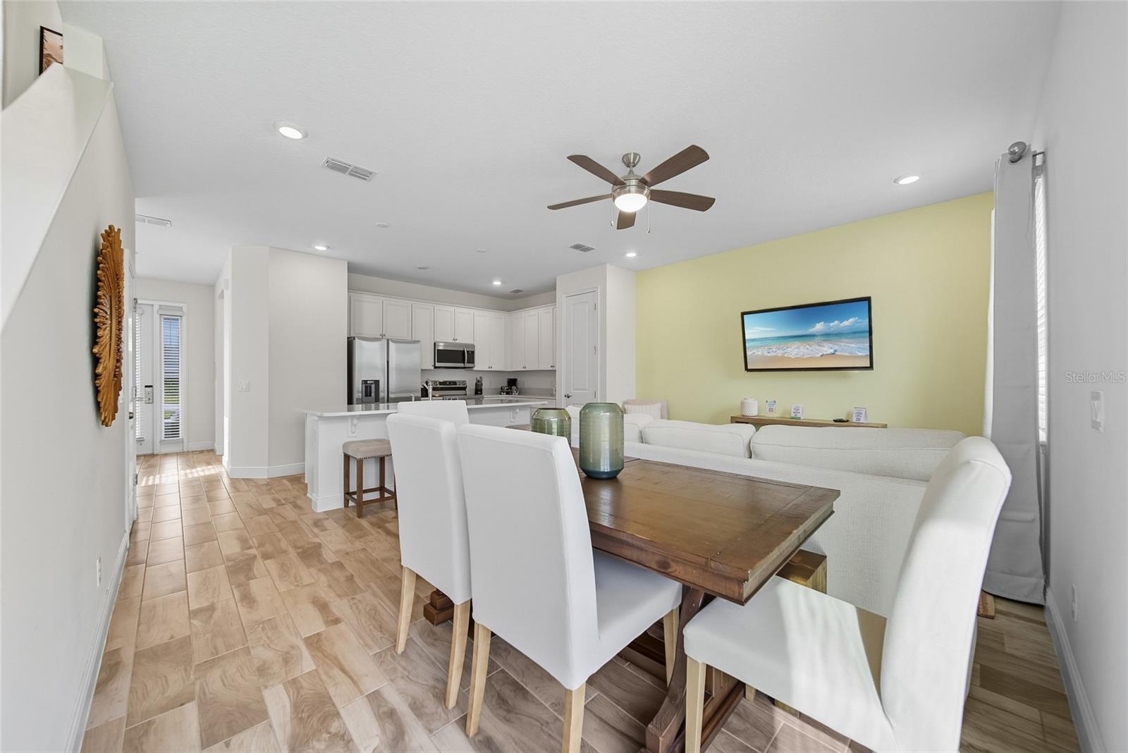 Image 16 of 47 For 3184 Caribbean Soul Drive