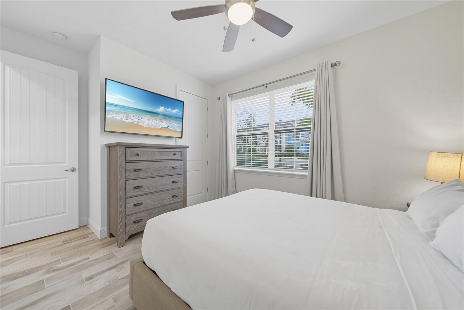 Image 22 of 47 For 3184 Caribbean Soul Drive