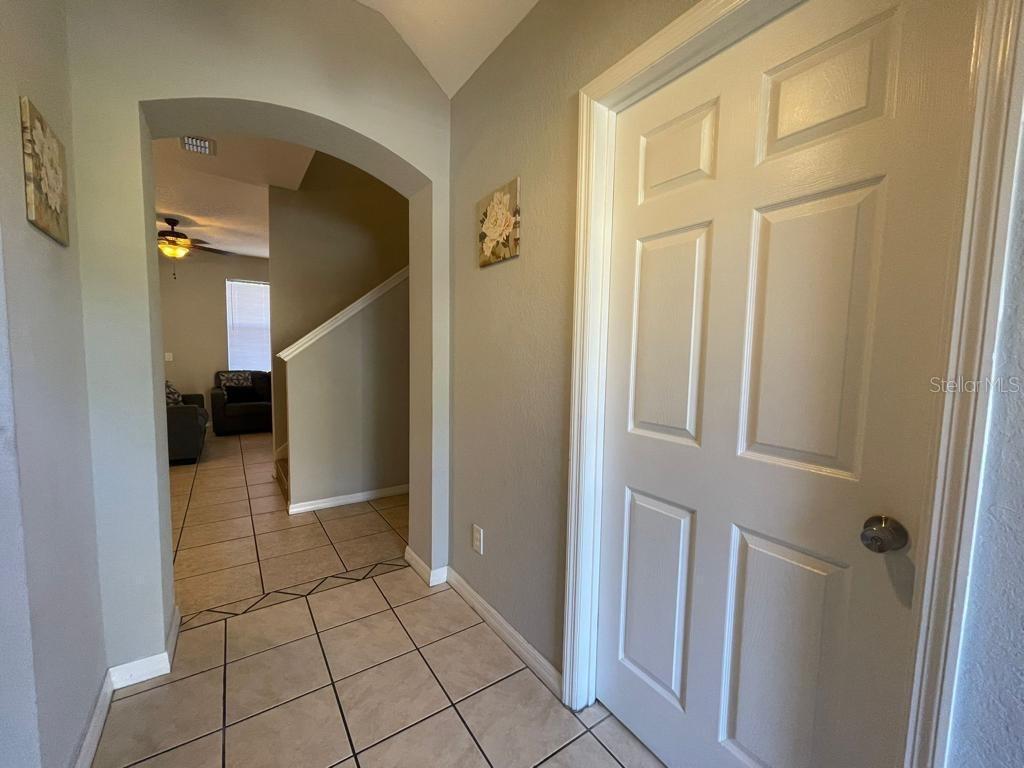Image 8 of 20 For 337 Cambria Avenue