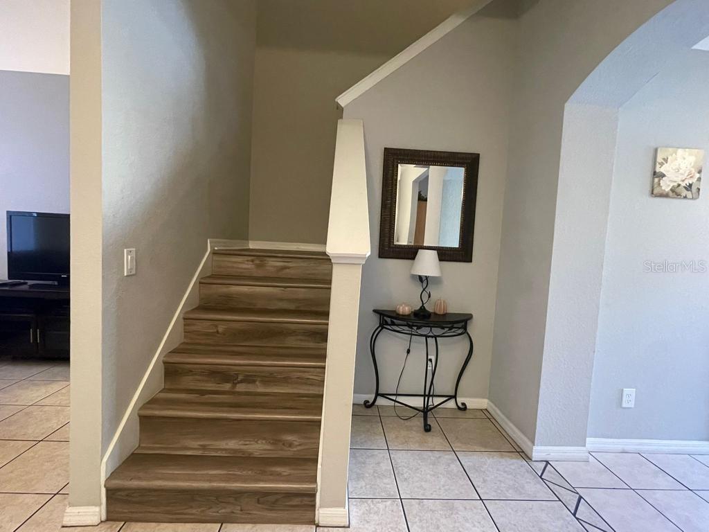 Image 9 of 20 For 337 Cambria Avenue