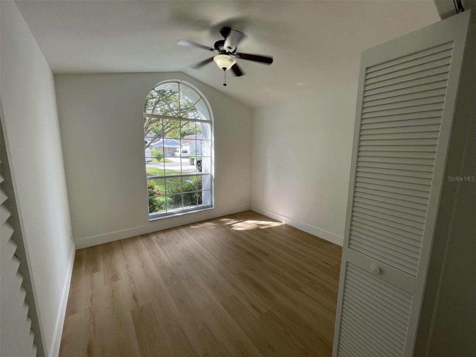 Image 22 of 25 For 7617 Coconut Creek Ct