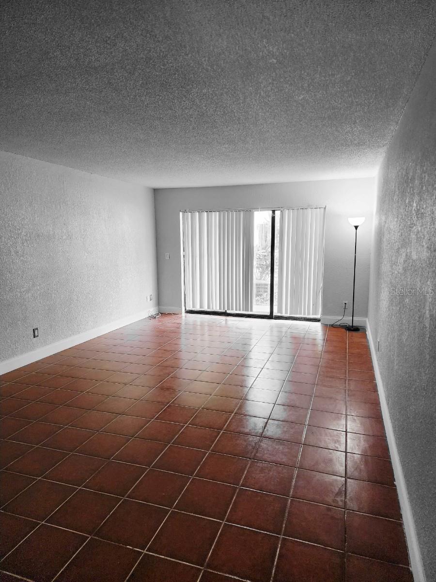 Image 10 of 11 For 1508 Virginia Avenue 105