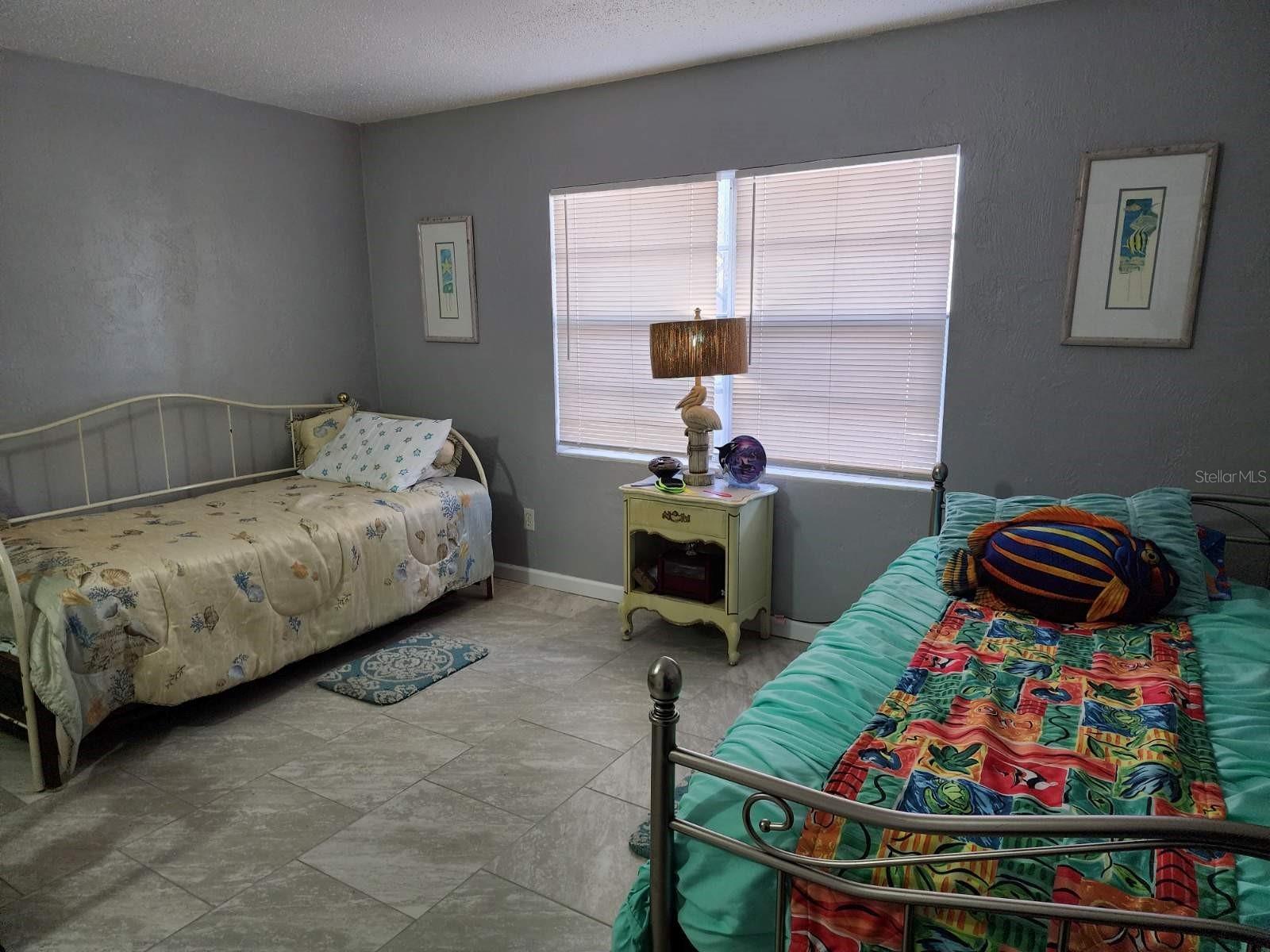 Image 11 of 12 For 400 Auburn Drive 3
