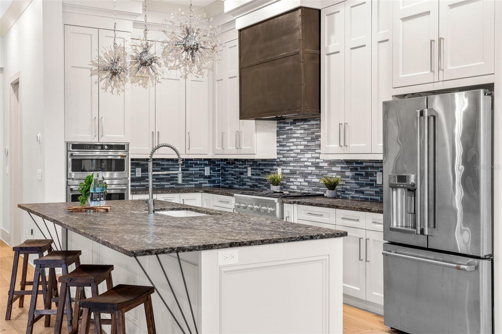Image 14 of 47 For 2208 Cove Court
