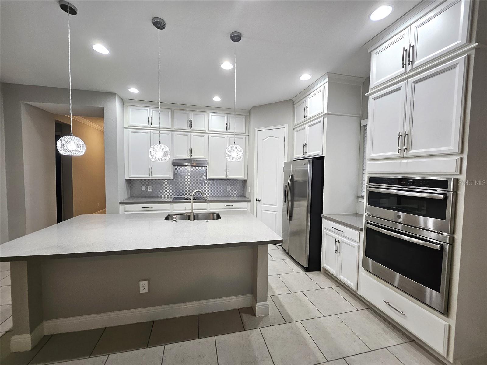 Image 8 of 31 For 7952 Nemours Parkway