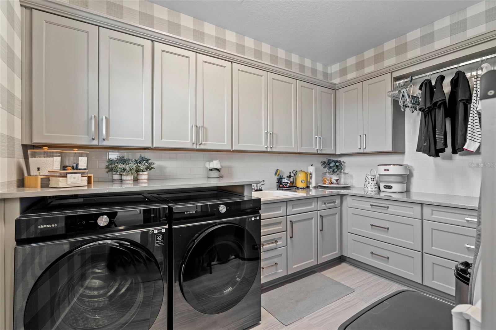 Image 47 of 74 For 15699 Panther Lake Drive