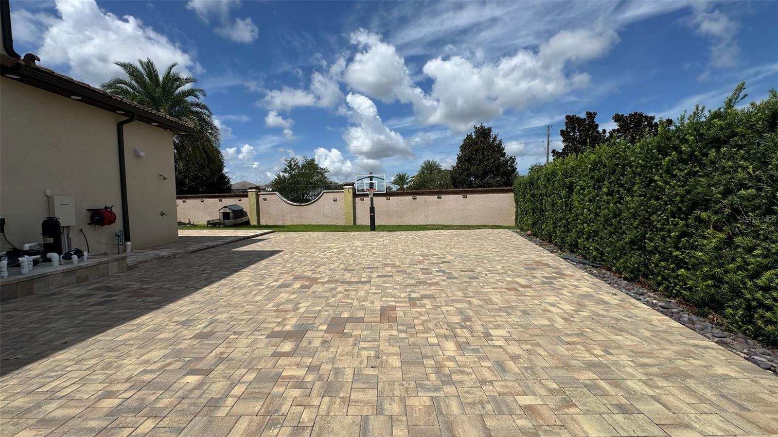 Image 3 of 20 For 4303 Isabella Circle