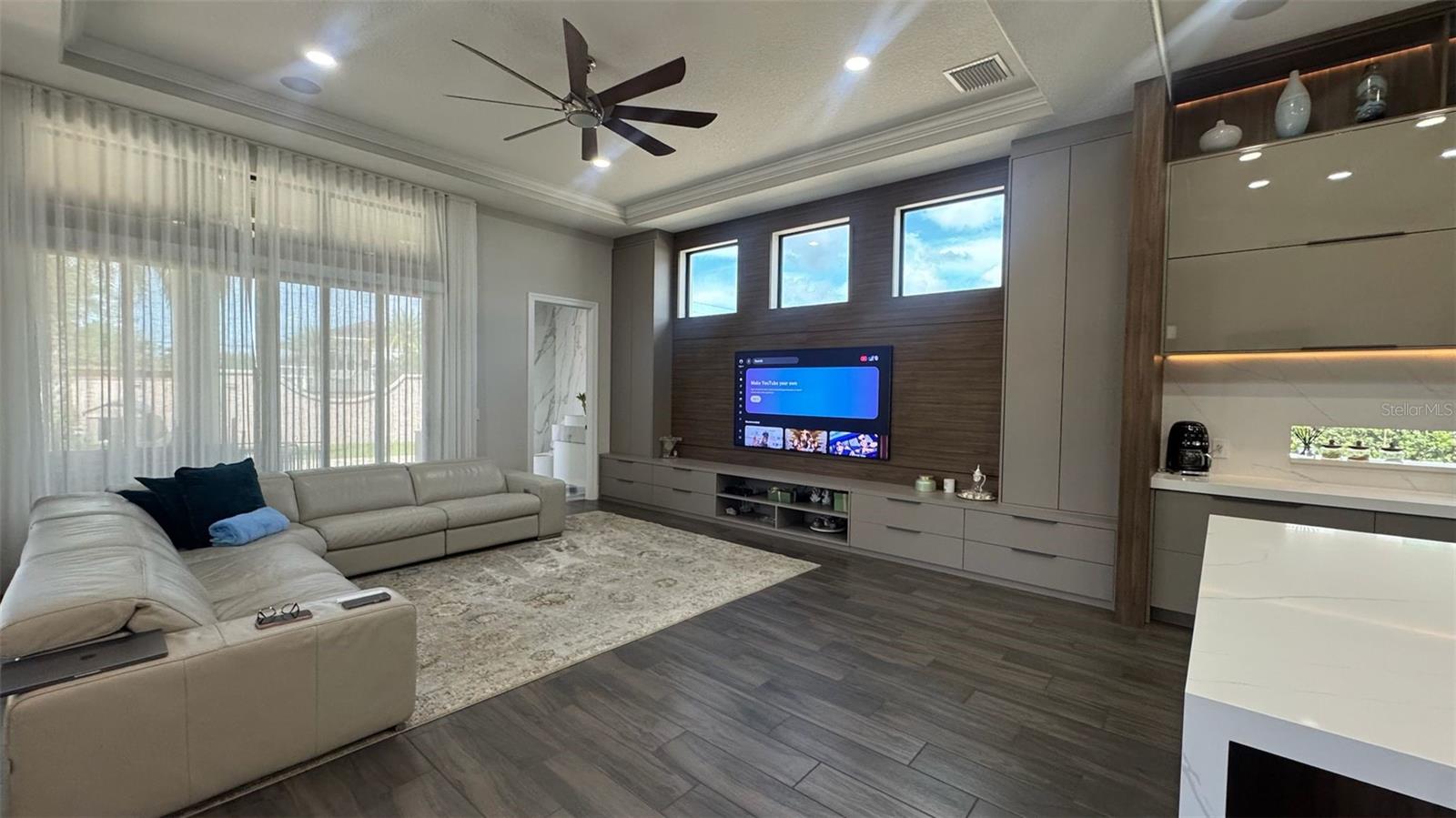 Image 7 of 20 For 4303 Isabella Circle