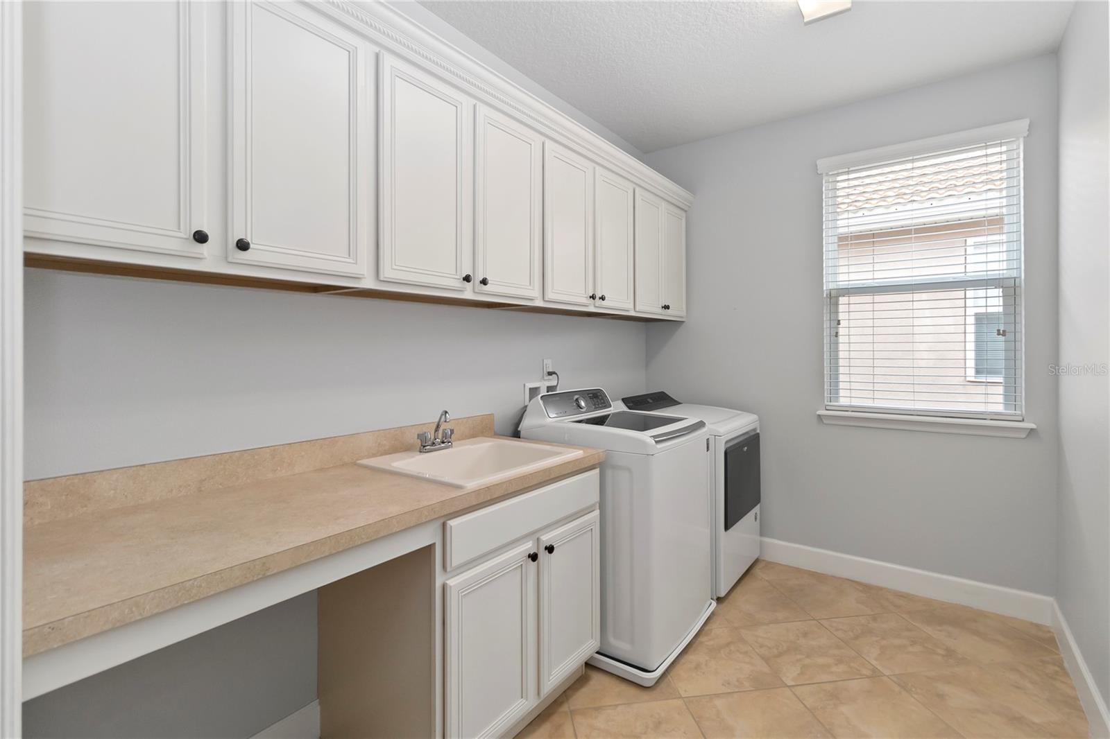 Image 34 of 66 For 12286 Regal Lily Lane