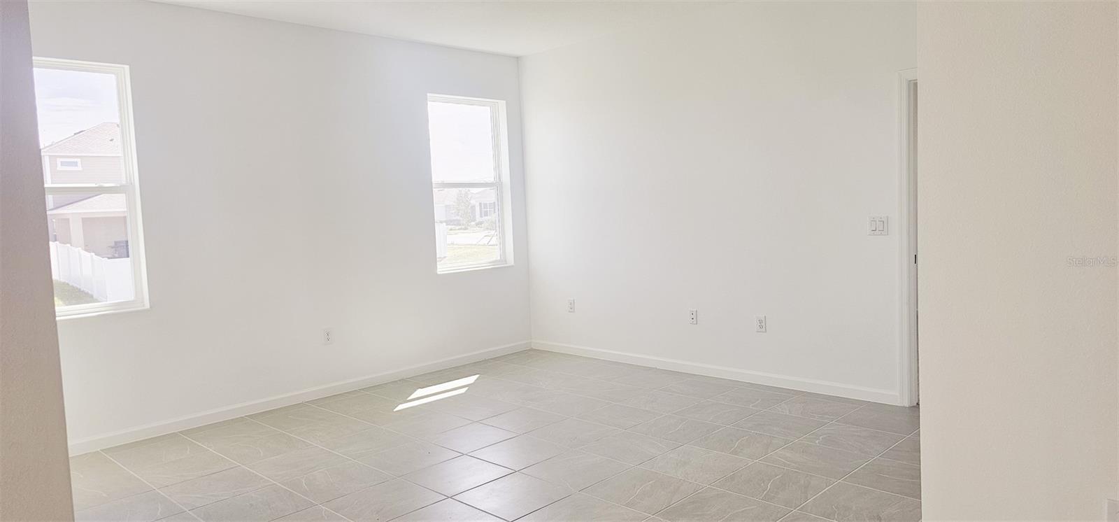 Image 13 of 22 For 2043 Firethorn Loop