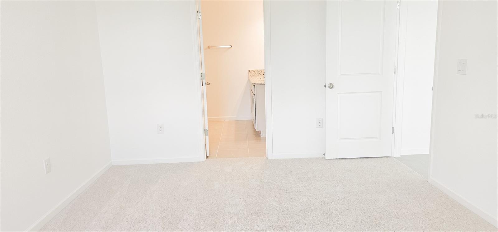 Image 14 of 22 For 2043 Firethorn Loop